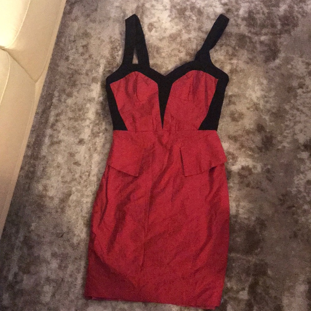 Bebe dress